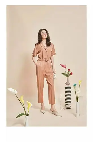 justzzu新作女装2019夏季新款摩登未来女神系列