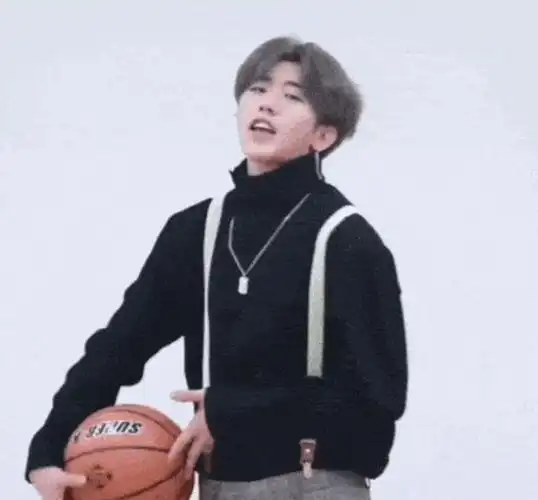 蔡徐坤打篮球为何屡屡受挫?难道真是花美男的错?_网易订阅