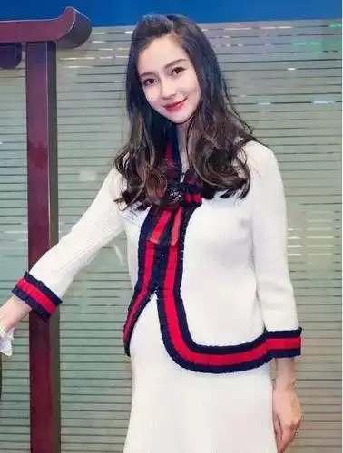 baby怀孕8个月只胖肚不胖脸!孕期照样美美哒!