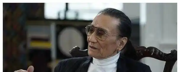 谢贤:成龙称他是传奇,向华强让他三分,巅峰时李小龙也得靠边站