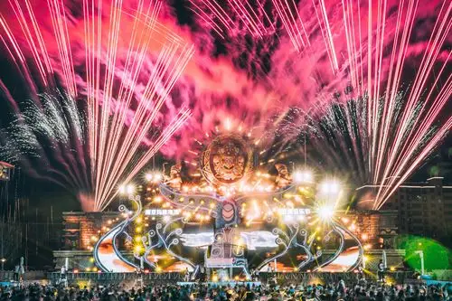 南京欢乐谷—"蓝鲸音乐节"水舞台设计