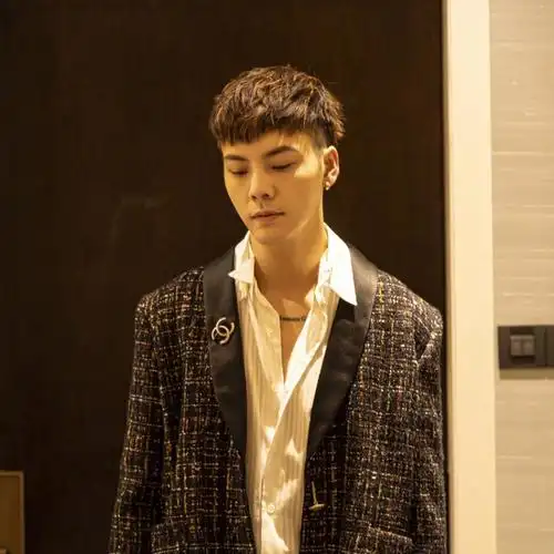 陈伟霆 发型参考,男士短发 短发造型