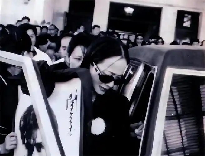 回顾舞蹈家赵丽萍霹雳王子丈夫陶金病逝26年她现在怎样了