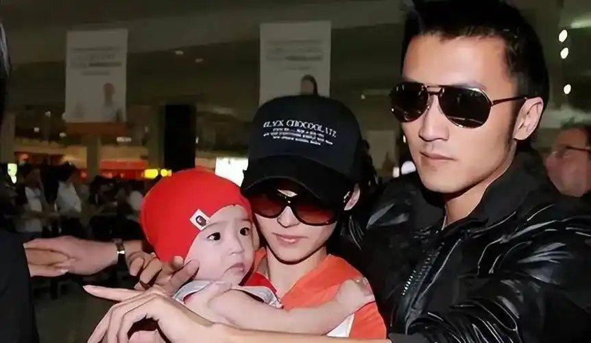 谢霆锋对张柏芝超越喜欢的深情原来这才是真爱