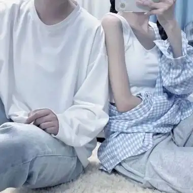 超甜情侣头像真人不露脸高清情侣头像超甜一左一右不露脸图片