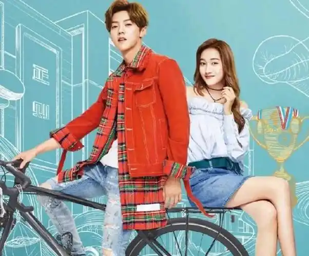 鹿晗连续七年为关晓彤庆生,鹿晗凌晨发文,评论区炸了!