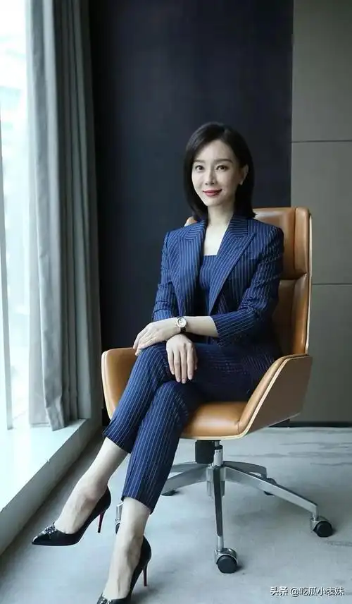 陈数,高雅气质,完美身材,女人味十足_网易订阅