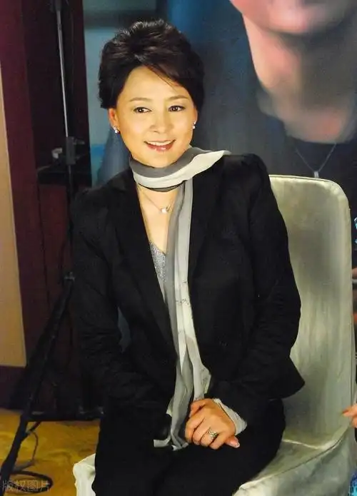 回顾演员张瑜我这辈子蛮可怜的66岁没有婚姻也无子女