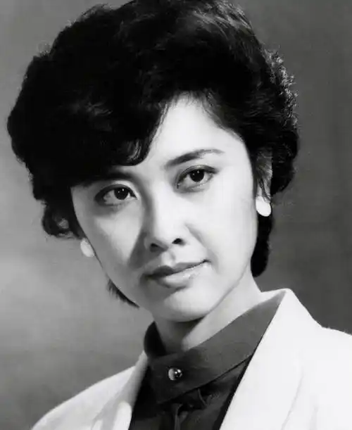 她凭《西游记》走红,十佳演员奖获得者,如今68岁还无一儿半女_朱琳