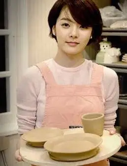 演员奖,在2004年蔡琳与国内知名男星苏有朋合作,拍了《情定爱琴海》和