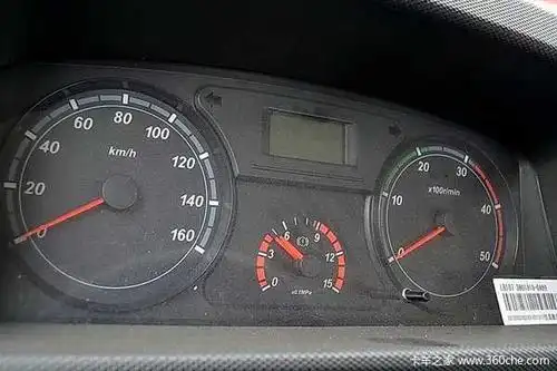 卡车为啥要有俩气压表 看完你就明白了