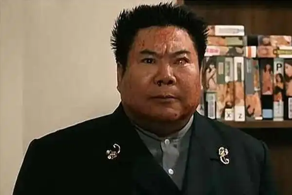 top.9:副监狱长单眼蛇—樊梅生