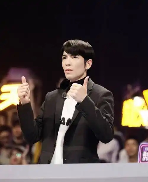 萧敬腾_选手_王嘉尔