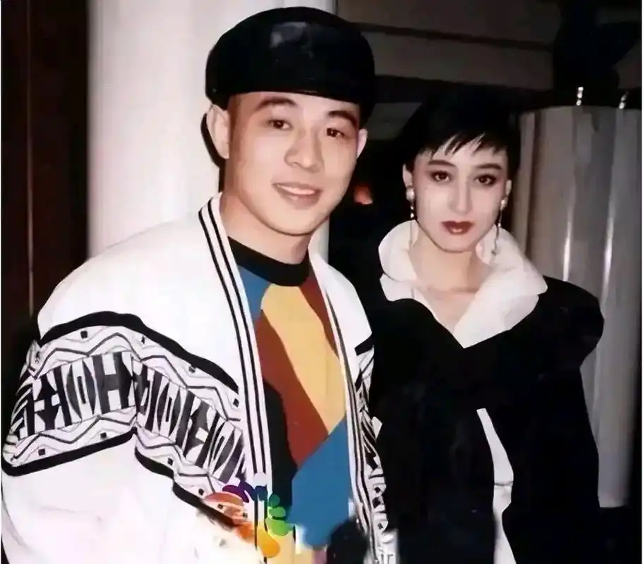 利智真的是因为爱李连杰才跟她结婚的吗?