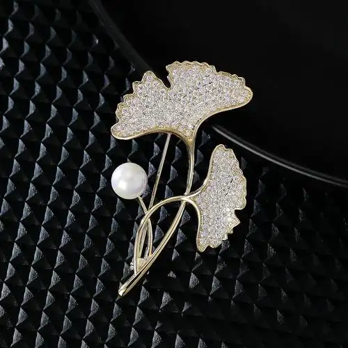 开心公主锆石银杏胸针高档女大衣时尚胸花2022年新款配饰毛衣别针