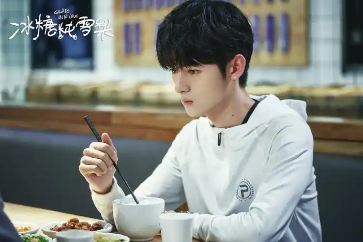 冰糖炖雪梨剧照图片