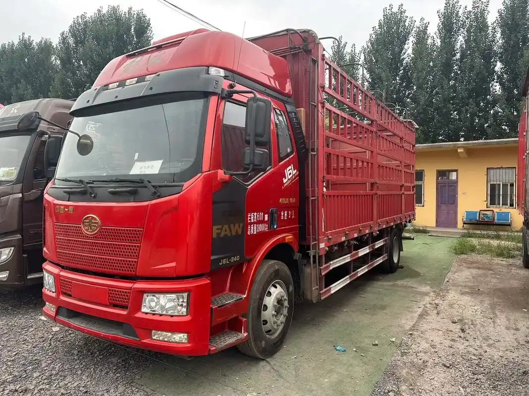 六米八高栏载货车,20年9月解放j6l载 - 抖音