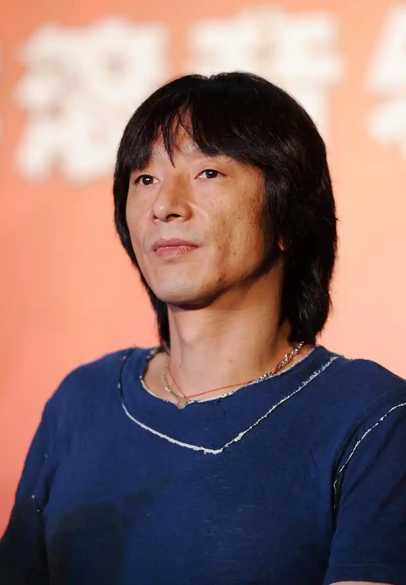 歌手崔健说了一段很现实的话.