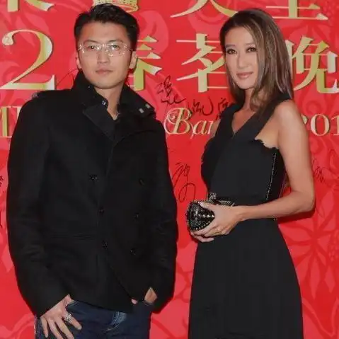 她是亚洲第一女模一年换7任男友仍单身36岁被谢霆锋宠上天