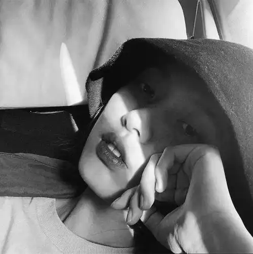 超酷超拽的女生头像,超酷霸气女生头像