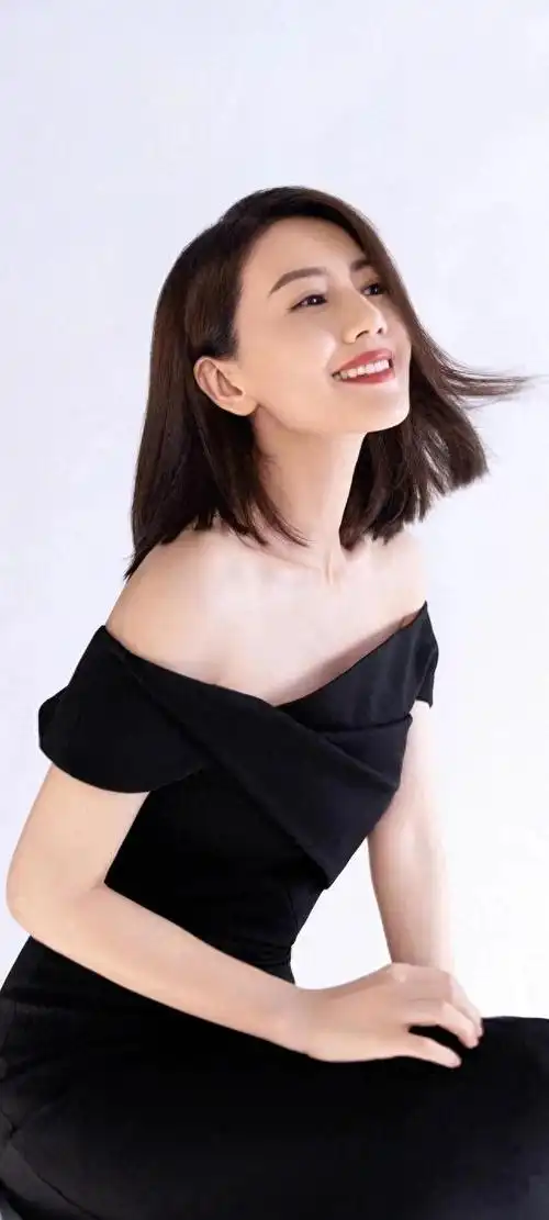 高圆圆写真壁纸|模特_网易订阅