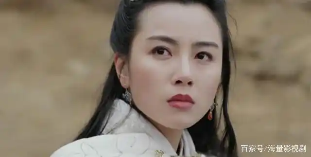 盘点袁洁莹超美的古装造型图片,楚楚动人龙女小鱼,刁蛮任性勃勃