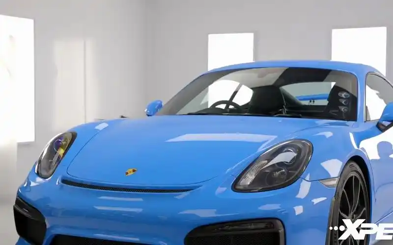 宝蓝色porsche gt4,微笑而迷人的可爱家伙