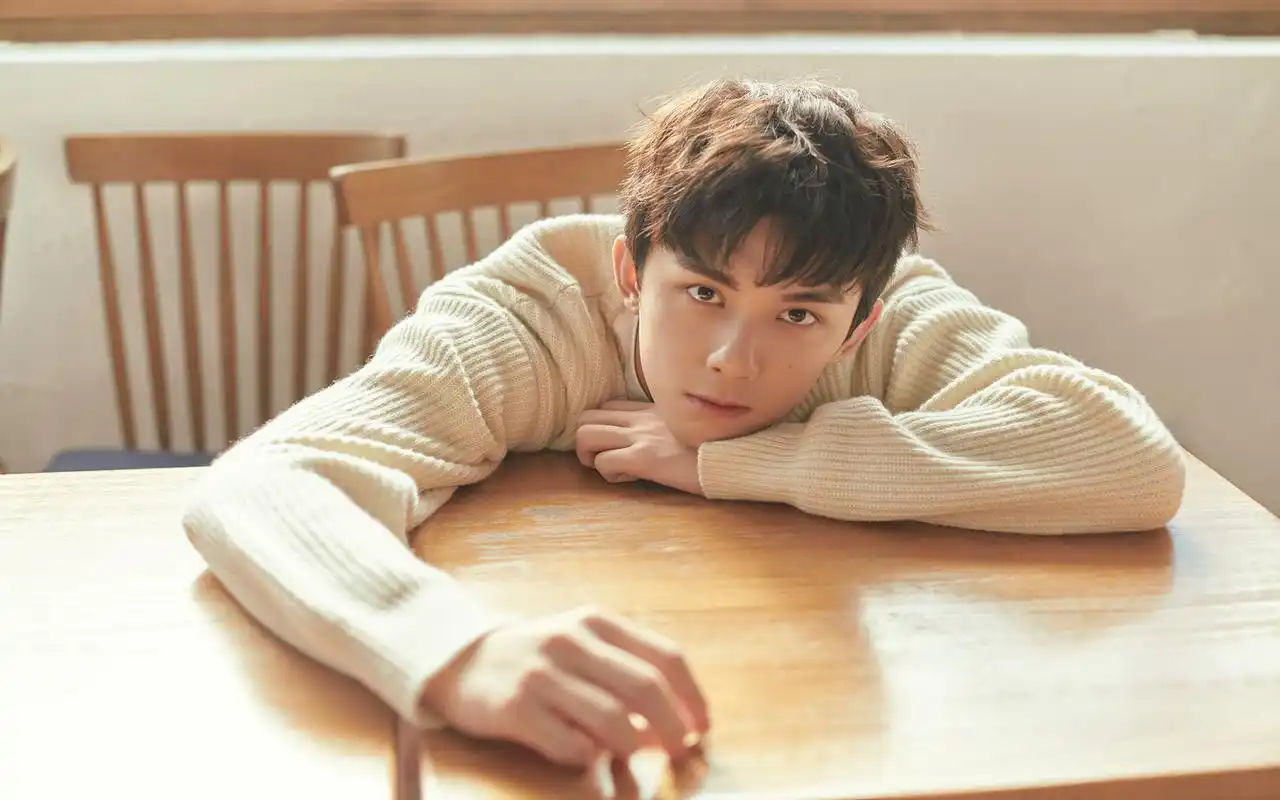 吴磊清新文艺写真图片桌面壁纸