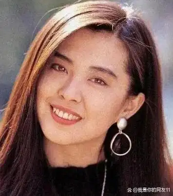 王祖贤凭借她的美貌与出色的演技,在早年已是亚洲影视圈一颗耀眼的