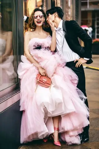 时尚街拍婚纱照风格欣赏-上海米兰婚纱松江店婚纱照图片-赞耶