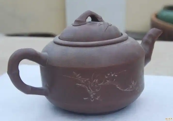 小雨紫砂壶图片及价格_紫砂艺术交易_盛世收