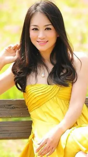 王慧娟唯美时尚写真照,一颦一笑撩动人心