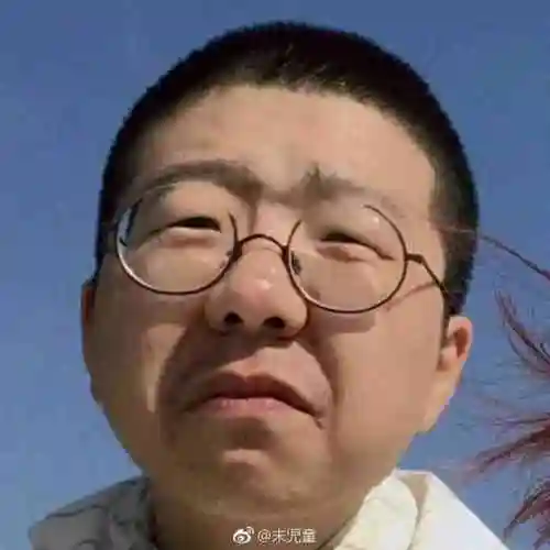 打分 8号,认准8号就对了了,专业剪发11年,致力于打造适合你的发型.