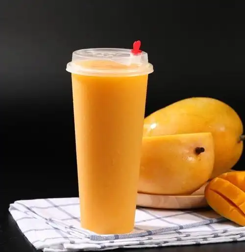 选用的芒果又大只又甜美,纯果肉榨汁浓郁不腻人.