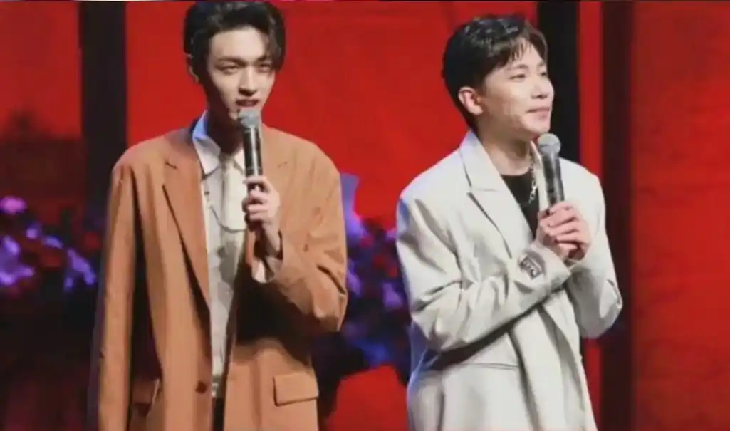 贤香对我来说 三年不是一个数字 是我热爱的过程#秦霄贤孙九香 - 抖音