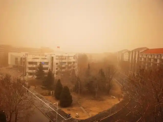 为什么沙尘暴天气来了呼吸就显得难受(为什么沙尘暴天气来了呼吸就