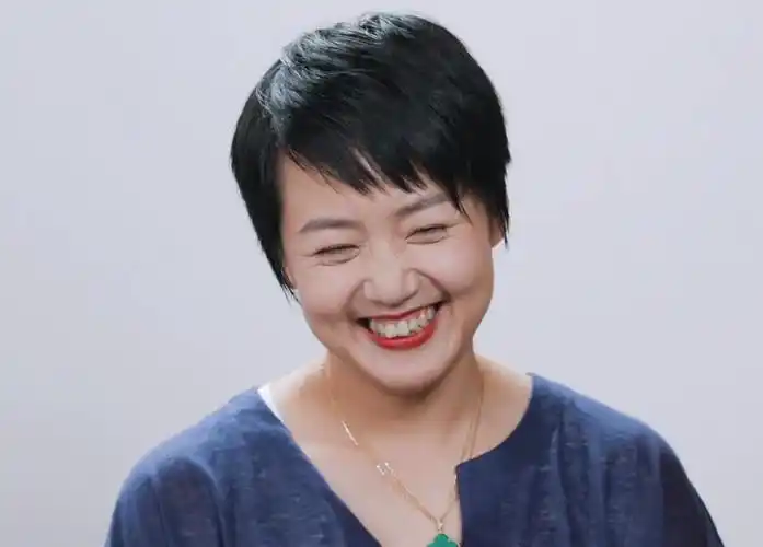 于谦喜欢烫头的原因是什么于谦老婆白慧明个人资料背景