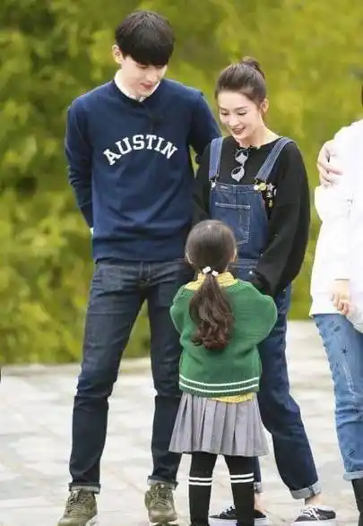 也要合体秀恩爱,满屏cp的世界,抱稳自家"老公"咯_节目_关系_李沁