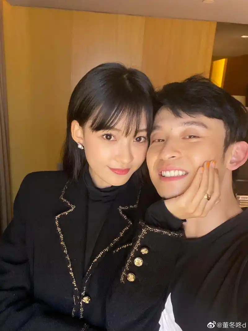 孙怡为董子健宣传新片 灵魂拷问有吻戏吗