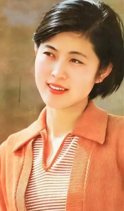 年轻时的倪萍太美啦