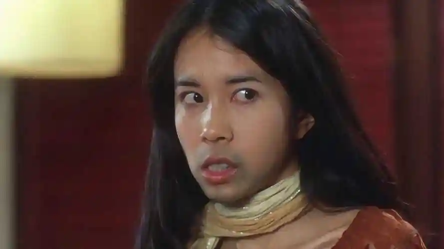 猪扒大联盟:莫文蔚暴揍八婆,揍得太投入,胡子都长出来了!