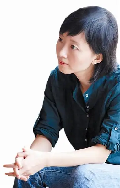 央视主持人柴静出书了