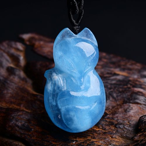 天然海蓝宝狐狸吊坠九尾狐蓝水晶小狐狸项链女挂件饰品礼物