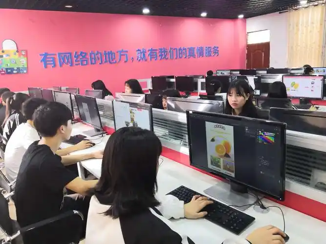 梦想成就未来,网络创造财富——藤县中专电子商务专业欢迎大家加入