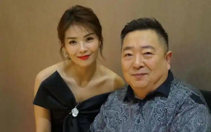 央视主持人董浩:36岁时2次被下病危通知书,今64岁住乡下破屋_孩子