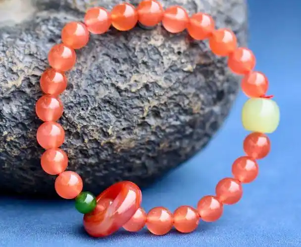 玛瑙之首开门红