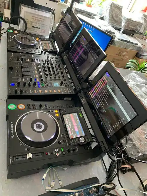 先锋cdj-tour1碟机一对 djm-tour1混音台触控显示屏带原包装打碟机