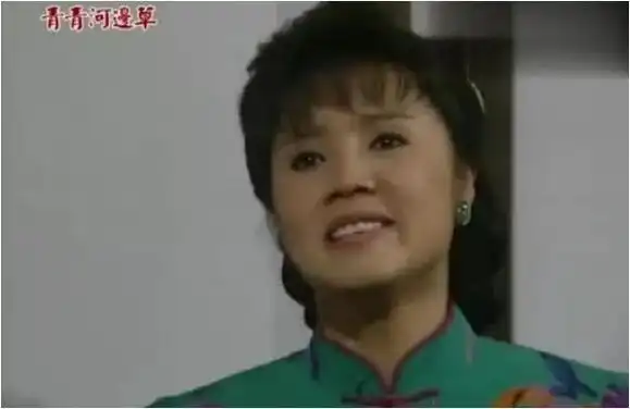 青青河边草演员处境小草单着岳翎变化大1位成网红