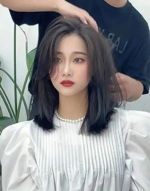 这3种发型更时尚减龄