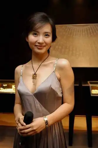 陈好走过光图片大全,陈好个人资料,演过的电视剧及老公